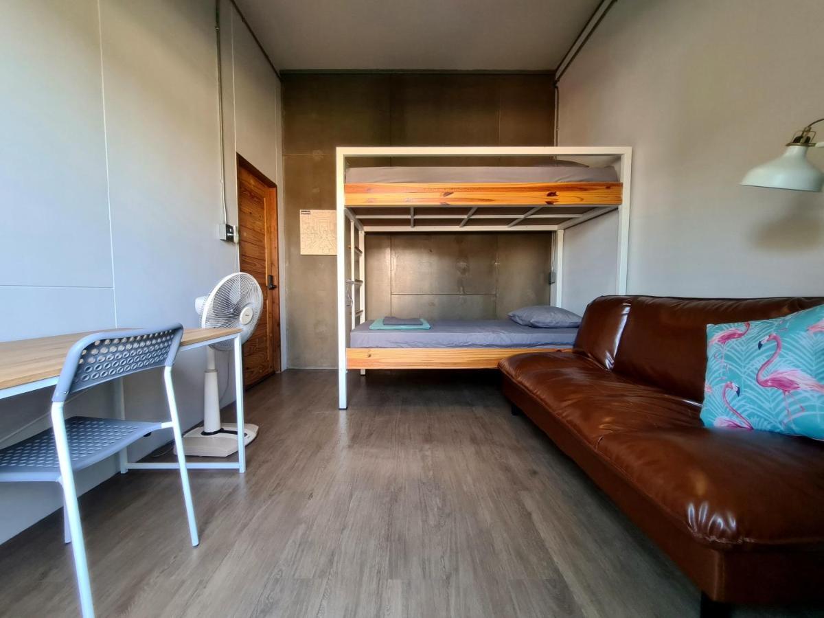 Hybrit Hostel&Cafe Хат'яй Екстер'єр фото